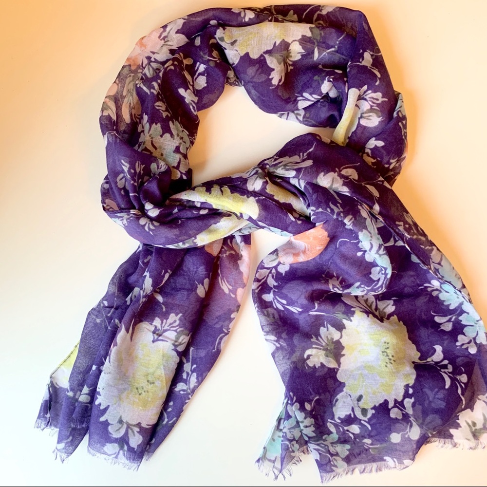 Charming Charlie Purple Floral Scarf *NWT*